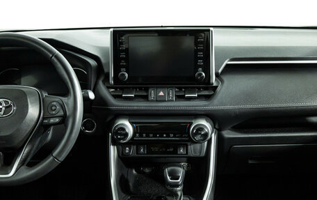 Toyota RAV4, 2021 год, 3 675 000 рублей, 14 фотография