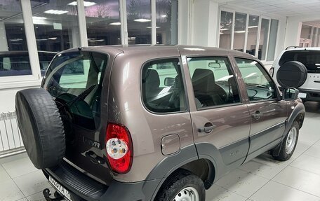 Chevrolet Niva I рестайлинг, 2018 год, 699 000 рублей, 4 фотография