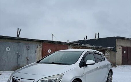 Opel Astra J, 2011 год, 530 000 рублей, 7 фотография