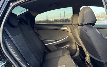 Hyundai Solaris II рестайлинг, 2011 год, 720 000 рублей, 4 фотография