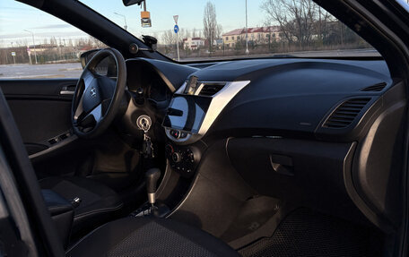 Hyundai Solaris II рестайлинг, 2011 год, 720 000 рублей, 6 фотография