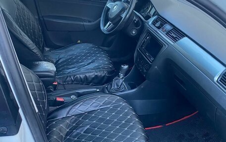 Skoda Rapid I, 2014 год, 650 000 рублей, 4 фотография