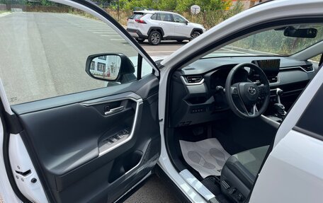 Toyota RAV4, 2025 год, 4 149 000 рублей, 11 фотография