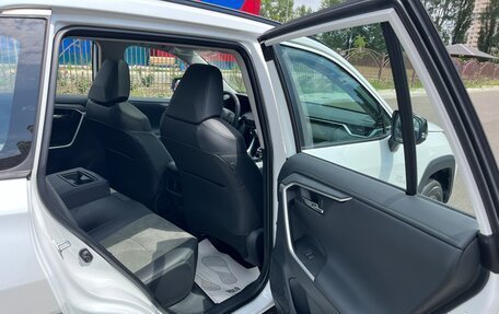 Toyota RAV4, 2025 год, 4 149 000 рублей, 16 фотография