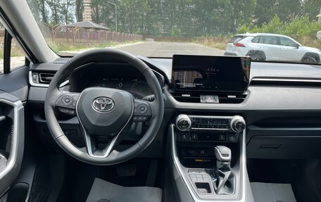 Toyota RAV4, 2025 год, 4 149 000 рублей, 21 фотография