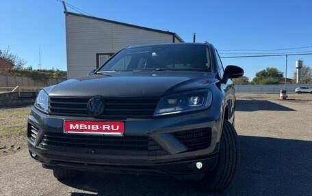 Volkswagen Touareg III, 2015 год, 2 850 000 рублей, 1 фотография