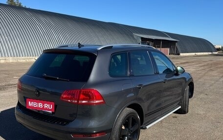 Volkswagen Touareg III, 2015 год, 2 850 000 рублей, 4 фотография