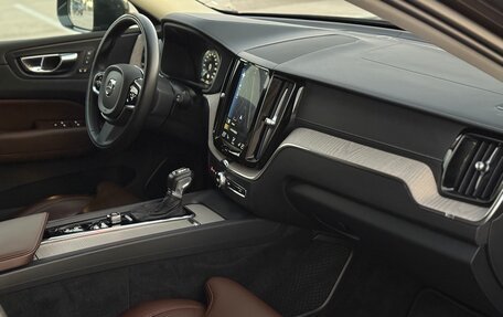 Volvo XC60 II, 2019 год, 3 997 000 рублей, 30 фотография