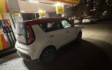 KIA Soul II рестайлинг, 2018 год, 2 000 000 рублей, 4 фотография