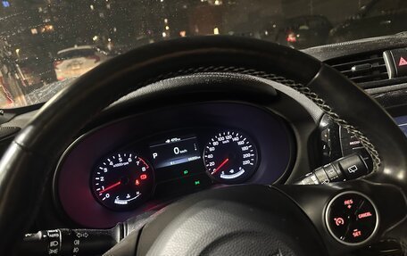 KIA Soul II рестайлинг, 2018 год, 2 000 000 рублей, 12 фотография