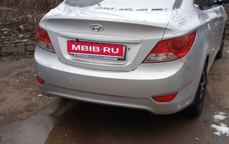 Hyundai Solaris II рестайлинг, 2011 год, 575 000 рублей, 4 фотография