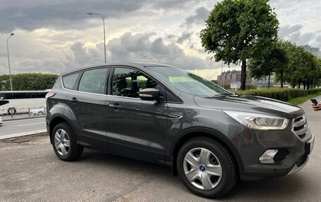 Ford Kuga III, 2017 год, 1 580 000 рублей, 3 фотография