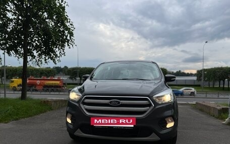 Ford Kuga III, 2017 год, 1 580 000 рублей, 4 фотография