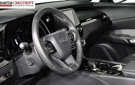 Lexus RX IV рестайлинг, 2025 год, 8 440 000 рублей, 12 фотография