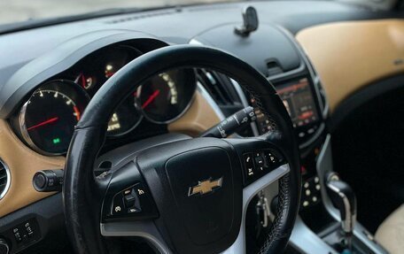 Chevrolet Cruze II, 2013 год, 800 000 рублей, 7 фотография