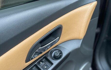 Chevrolet Cruze II, 2013 год, 800 000 рублей, 12 фотография