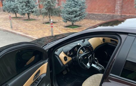 Chevrolet Cruze II, 2013 год, 800 000 рублей, 18 фотография