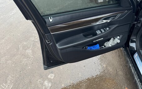 BMW 7 серия, 2016 год, 2 900 000 рублей, 7 фотография