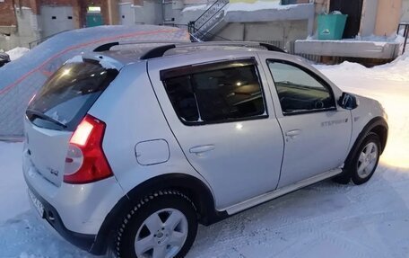 Renault Sandero I, 2013 год, 700 000 рублей, 5 фотография