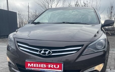 Hyundai Solaris II рестайлинг, 2014 год, 1 200 000 рублей, 6 фотография