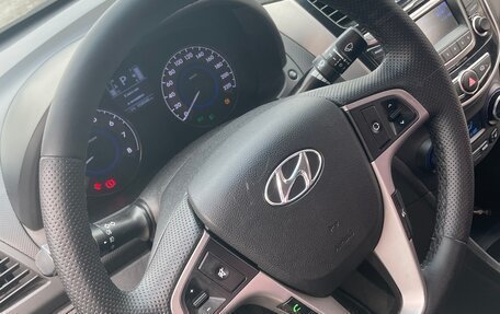 Hyundai Solaris II рестайлинг, 2014 год, 1 200 000 рублей, 11 фотография