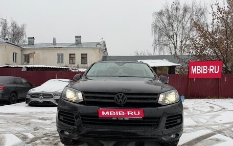Volkswagen Touareg III, 2014 год, 2 100 000 рублей, 1 фотография