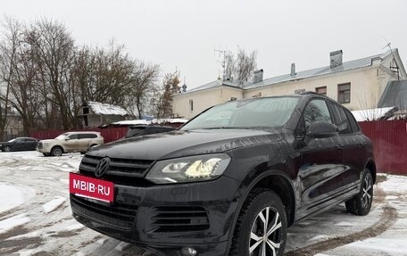 Volkswagen Touareg III, 2014 год, 2 100 000 рублей, 2 фотография