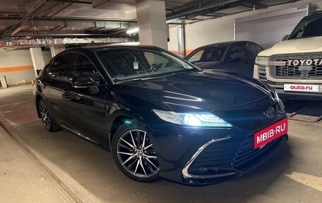 Toyota Camry, 2021 год, 3 300 000 рублей, 3 фотография