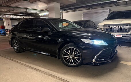 Toyota Camry, 2021 год, 3 300 000 рублей, 8 фотография