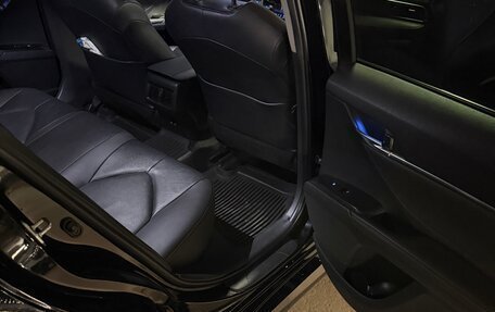 Toyota Camry, 2021 год, 3 300 000 рублей, 22 фотография