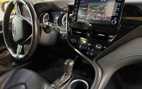 Toyota Camry, 2021 год, 3 300 000 рублей, 18 фотография