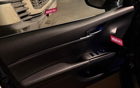 Toyota Camry, 2021 год, 3 300 000 рублей, 23 фотография