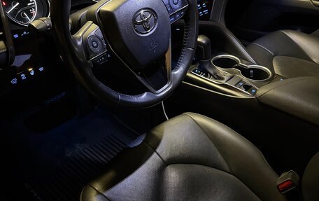 Toyota Camry, 2021 год, 3 300 000 рублей, 25 фотография