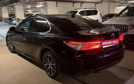 Toyota Camry, 2021 год, 3 300 000 рублей, 35 фотография