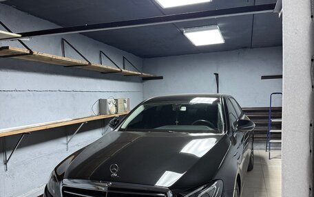 Mercedes-Benz E-Класс, 2018 год, 2 800 000 рублей, 2 фотография