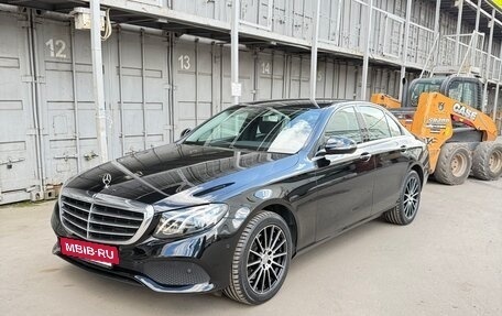 Mercedes-Benz E-Класс, 2018 год, 2 800 000 рублей, 3 фотография