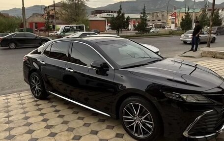 Toyota Camry, 2023 год, 3 580 000 рублей, 5 фотография