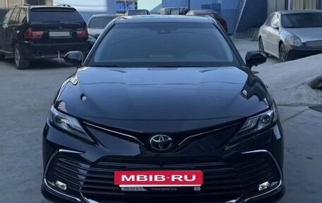 Toyota Camry, 2023 год, 3 580 000 рублей, 6 фотография