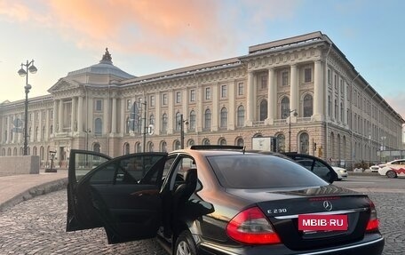 Mercedes-Benz E-Класс, 2007 год, 850 000 рублей, 20 фотография