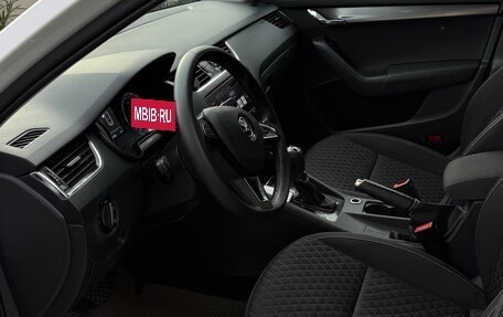 Skoda Octavia, 2017 год, 1 400 000 рублей, 10 фотография