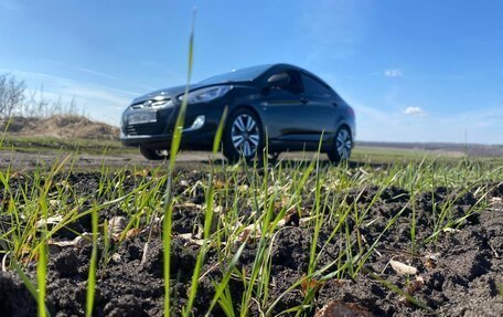 Hyundai Solaris II рестайлинг, 2013 год, 759 000 рублей, 1 фотография