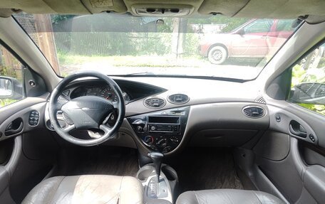 Ford Focus IV, 2000 год, 300 000 рублей, 3 фотография