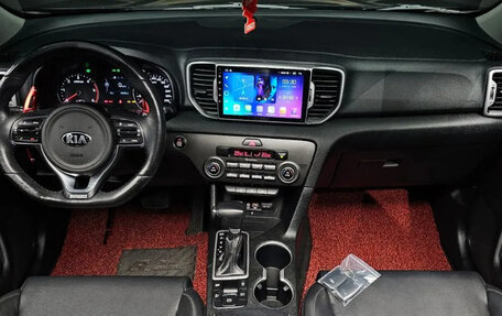 KIA Sportage IV рестайлинг, 2018 год, 1 700 000 рублей, 5 фотография