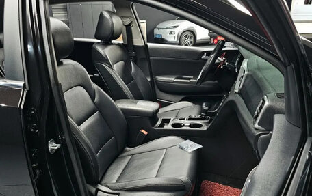 KIA Sportage IV рестайлинг, 2018 год, 1 700 000 рублей, 6 фотография