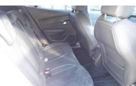 Peugeot 2008 II, 2022 год, 1 510 000 рублей, 8 фотография