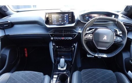 Peugeot 2008 II, 2022 год, 1 510 000 рублей, 9 фотография