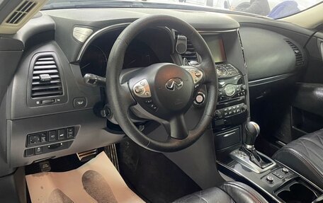 Infiniti QX70, 2013 год, 1 950 000 рублей, 8 фотография