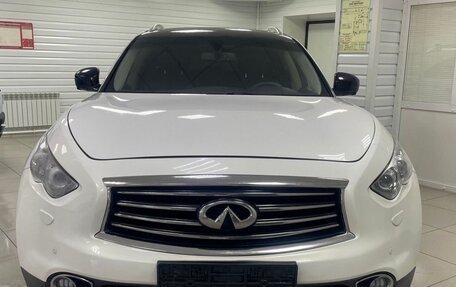Infiniti QX70, 2013 год, 1 950 000 рублей, 12 фотография