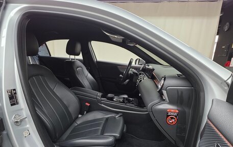 Mercedes-Benz A-Класс, 2021 год, 2 100 000 рублей, 8 фотография