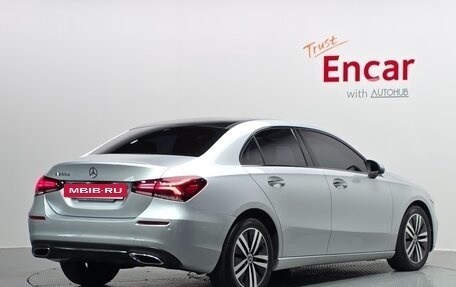 Mercedes-Benz A-Класс, 2021 год, 2 100 000 рублей, 5 фотография